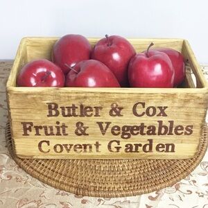 Vintage Life Size Realistic Artificial Fake Plastic 12 Red Delicious Apples Wood